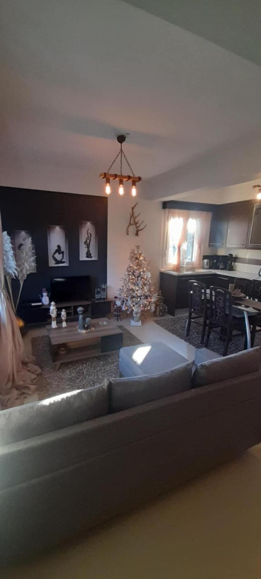 Apartment ζoihouse Polikarpi